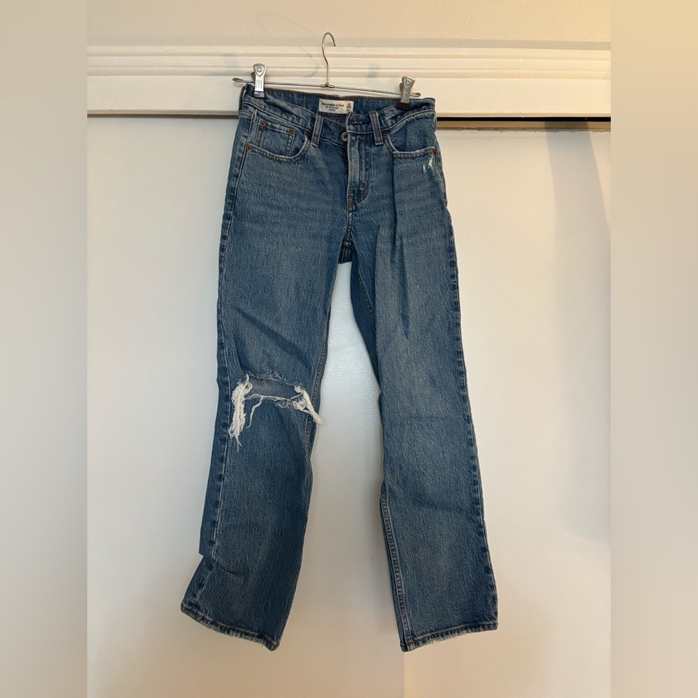 Abercrombie & Fitch 90’s Straight Mid Rise Jeans